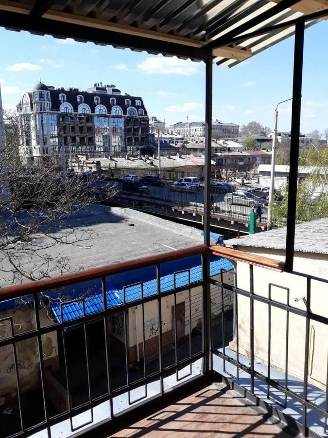 Двухуровневые Апартаменты С Балконом На Греческой Одеса Екстер'єр фото